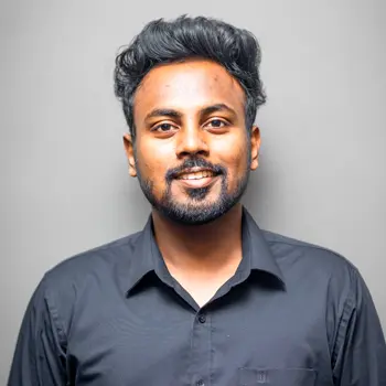 Image-Arosha Gayashan width=